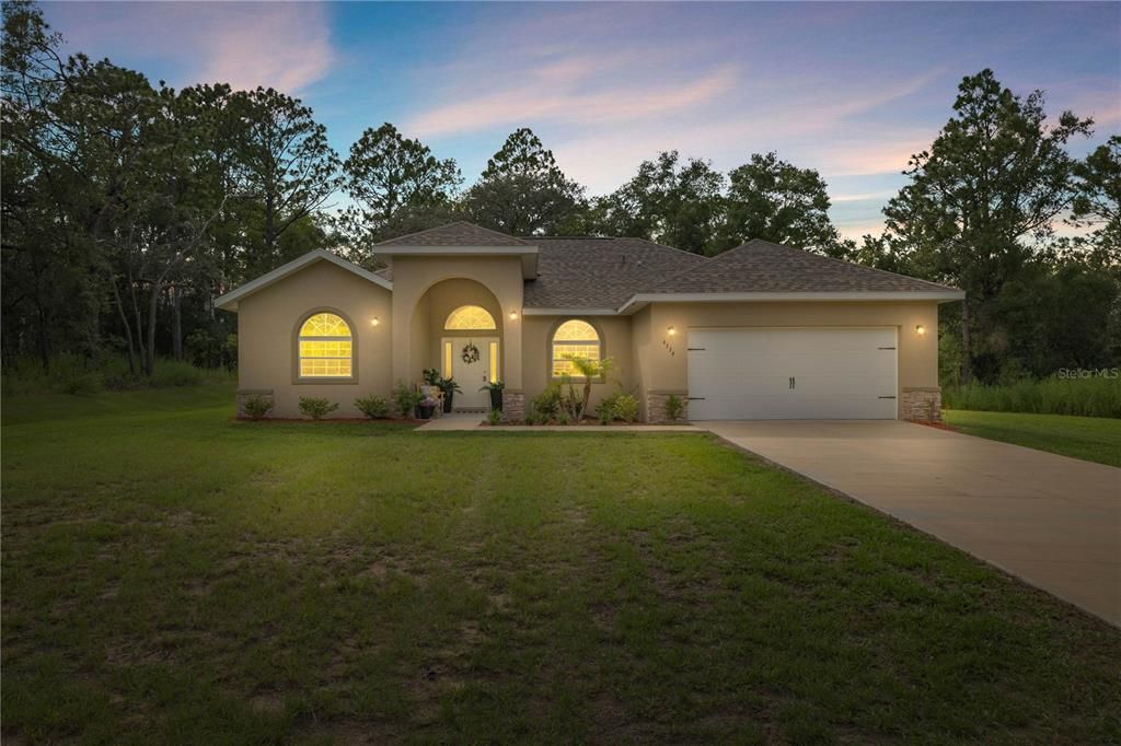 Attached, Backyard, Exterior, Facade, French Provincial