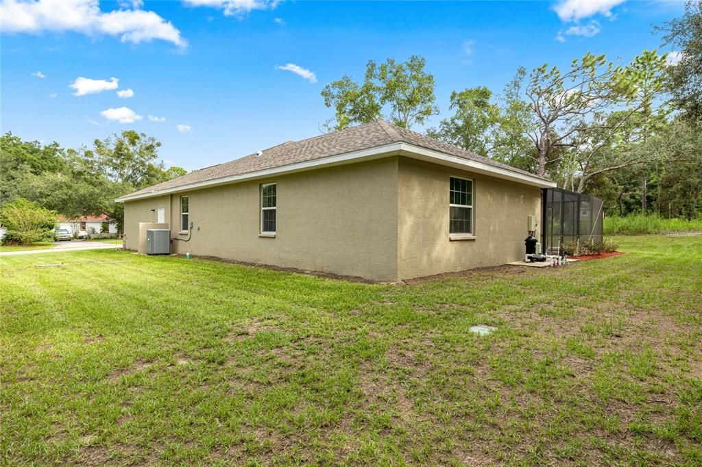 Backyard, Exterior
