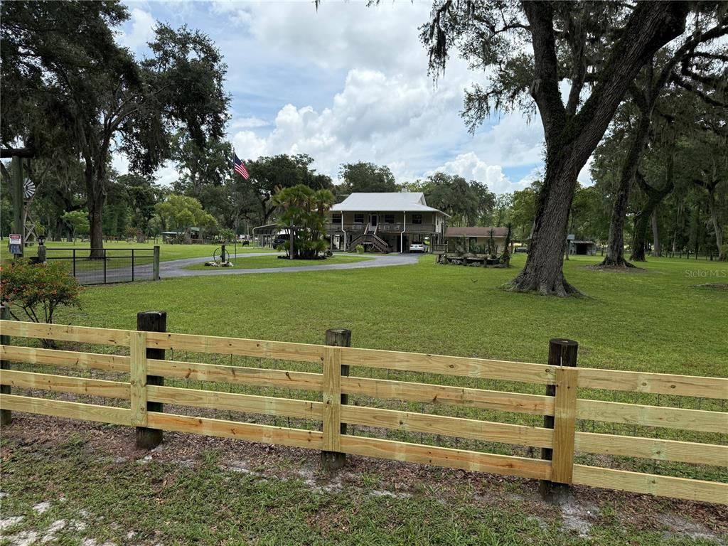 Backyard, Exterior