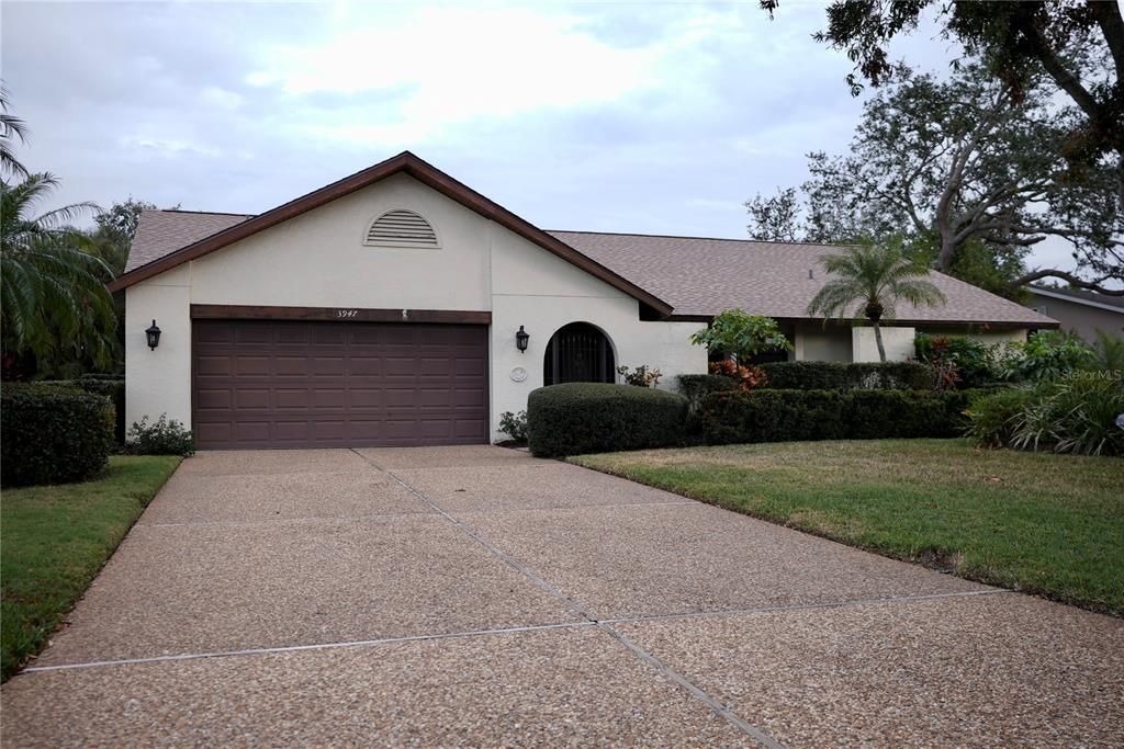 Attached, Exterior, Facade, Spanish Mediterranean