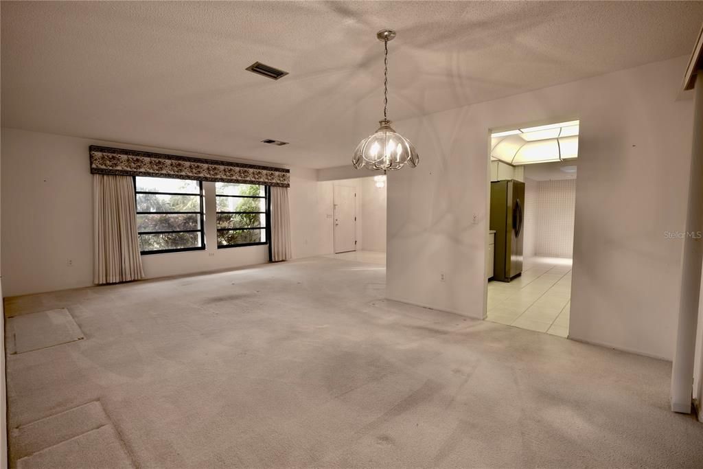 Empty room, Interior, Pendant Lights