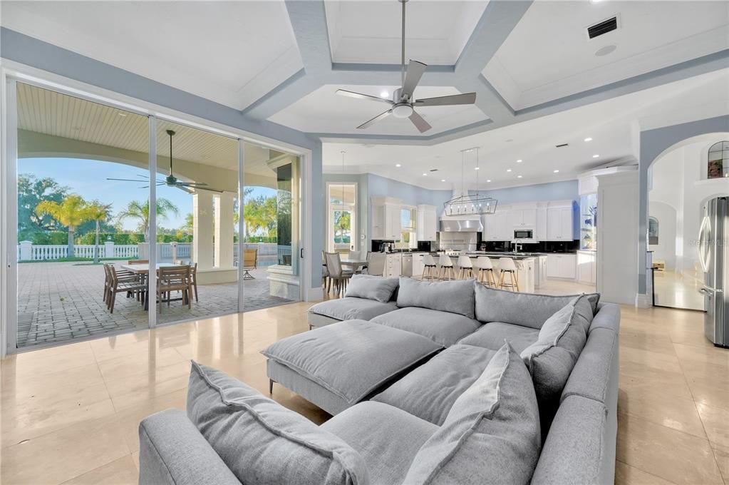 Dining room, Interior, Kitchen, Living room, Pendant Lights, Recessed Lighting, Stainless Steel Appliances