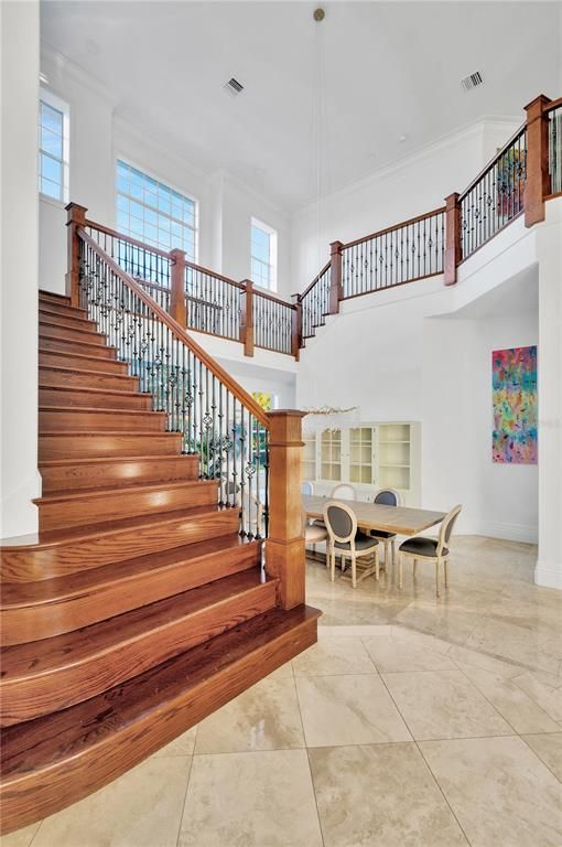 Dining room, Interior, Recessed Lighting