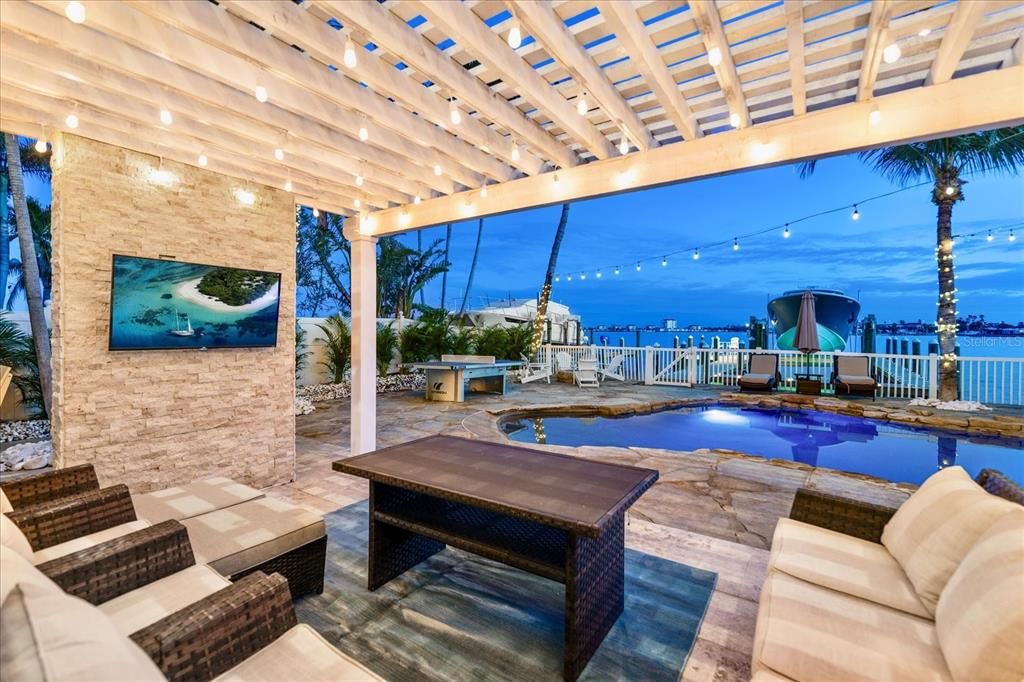 Exterior, Pool, Water