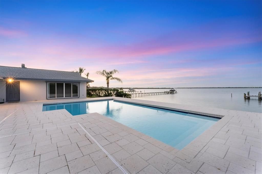 Exterior, Pool, Water
