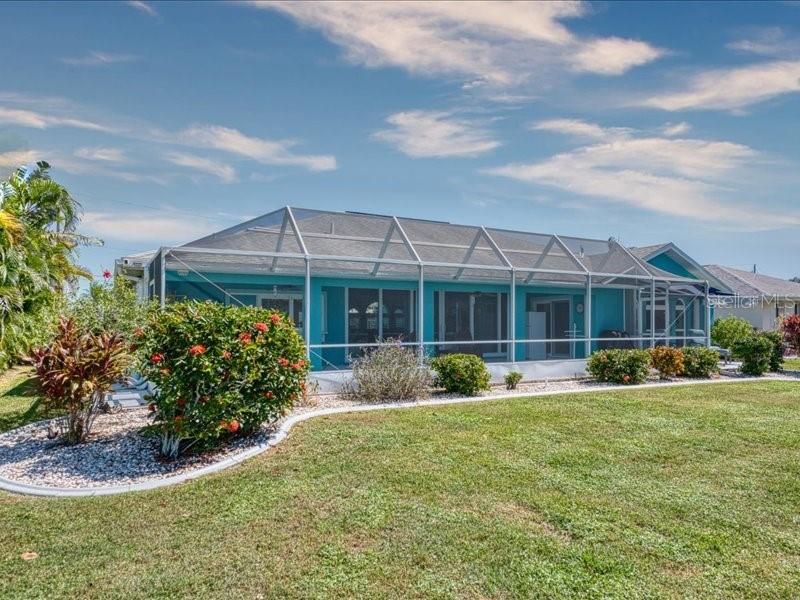 Exterior, Facade, Tudor Revival