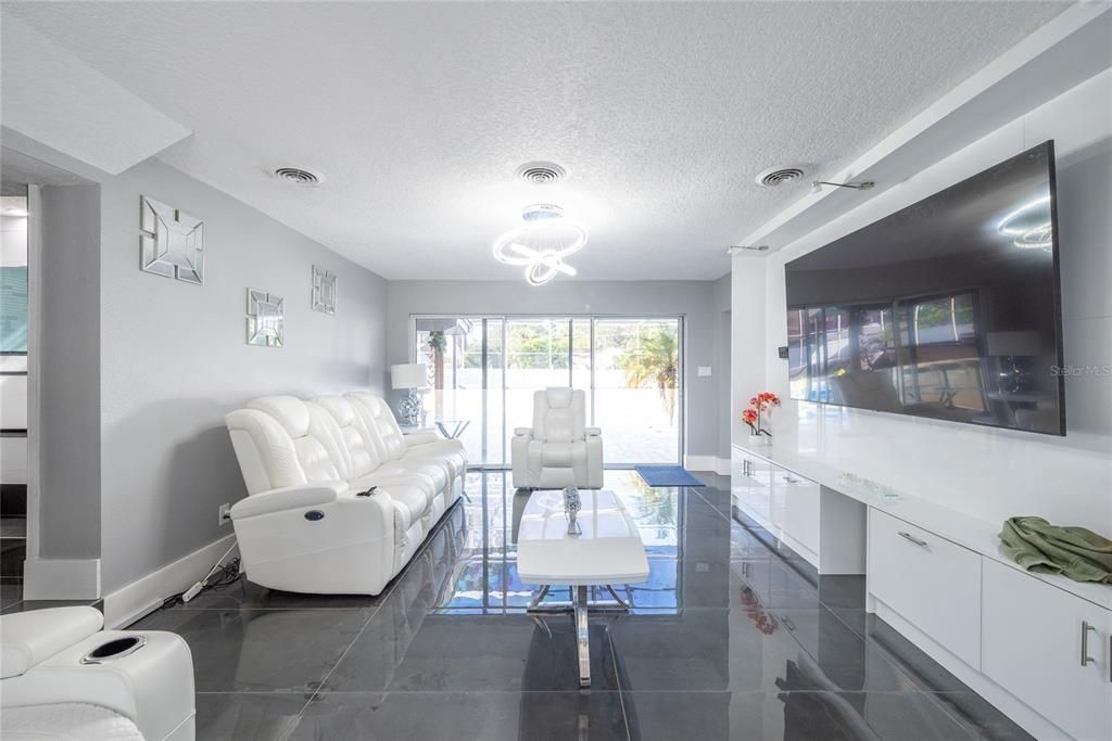 Interior, Living room, Pendant Lights