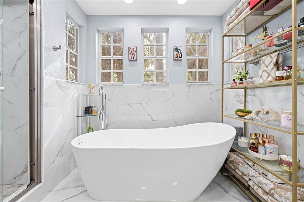 Bathroom, Free Standing Baths, Interior, Marble, Marble Walls, Recessed Lighting