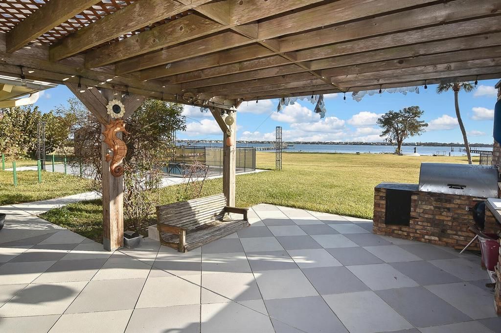 Backyard, Exterior, Outdoor Kitchen, Water