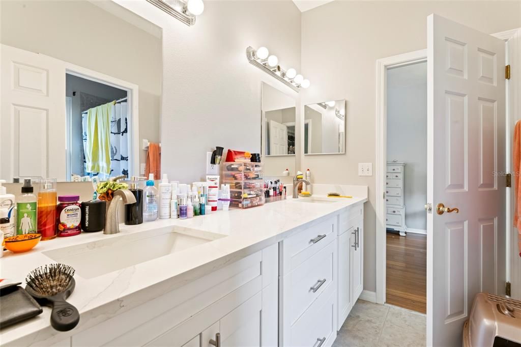 Bathroom, Dual Sink Vanities, Interior, Wood Texture Flooring