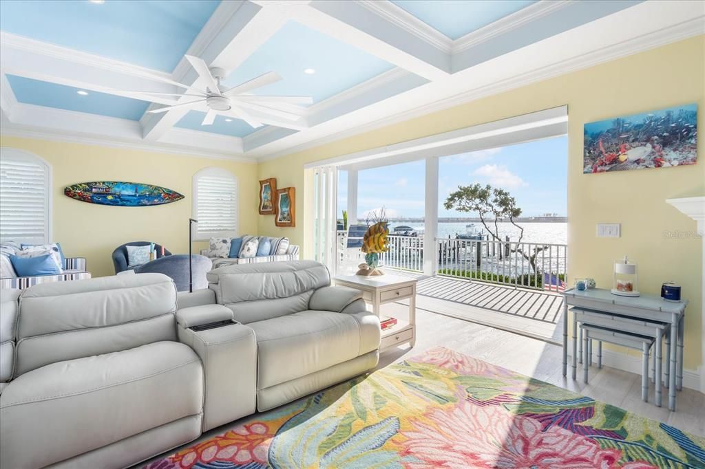 Bedroom, Interior, Living room, Recessed Lighting, Water