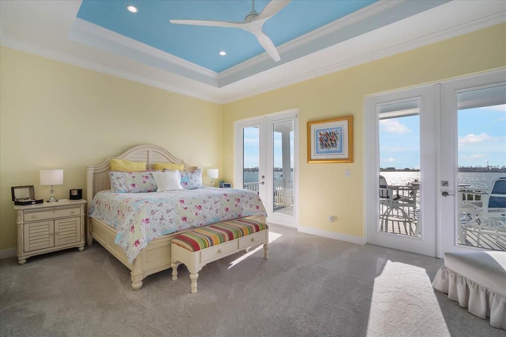 Bedroom, Interior, Recessed Lighting, Water