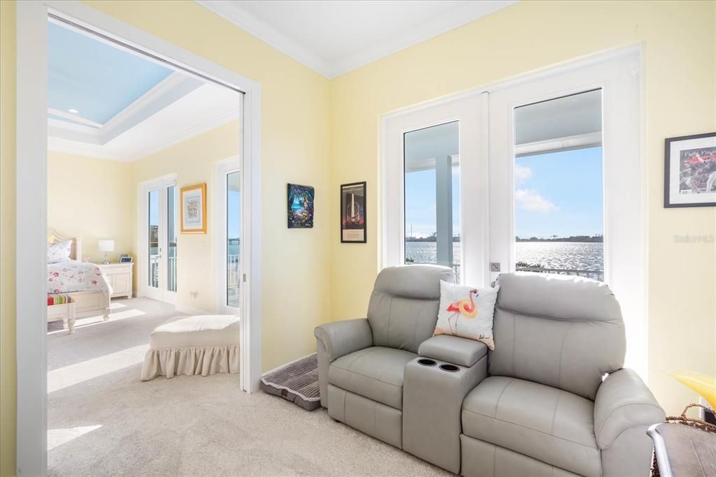 Bedroom, Interior, Water