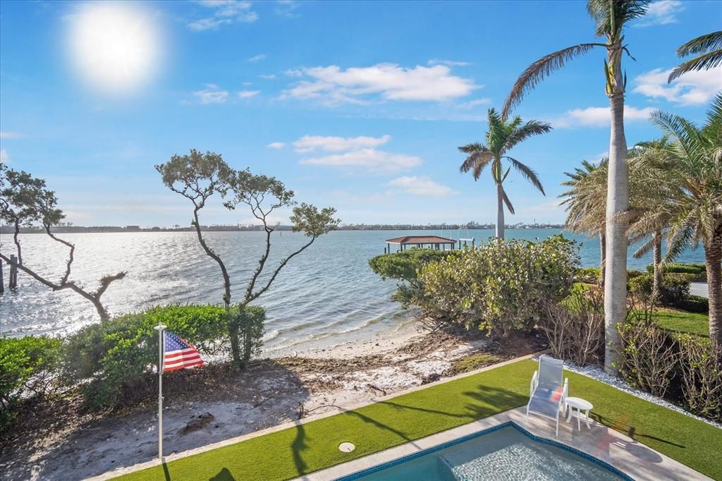 Exterior, Pool, Water