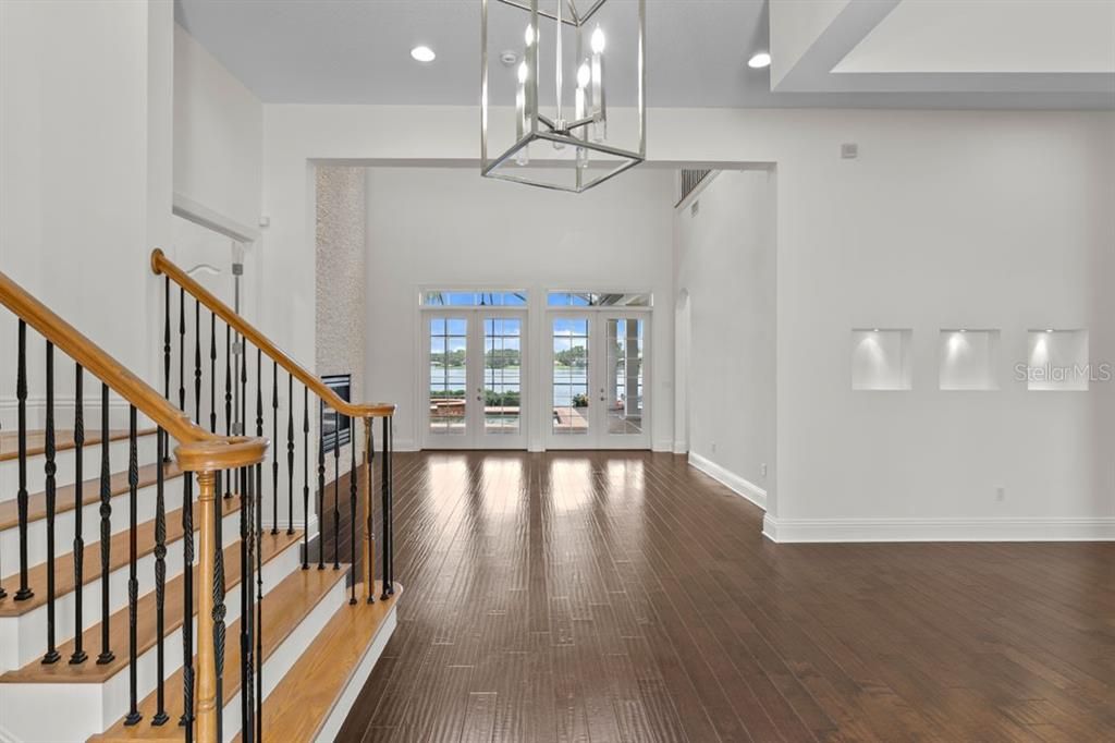 Interior, Pendant Lights, Recessed Lighting, Wood Texture Flooring