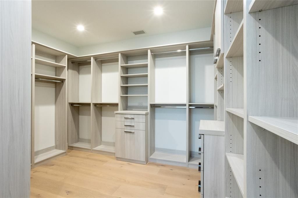 Interior, Recessed Lighting, Walk-in Closets, Wood Texture Flooring