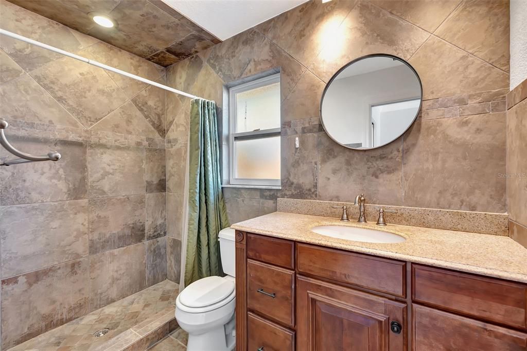 Bathroom, Interior, Recessed Lighting