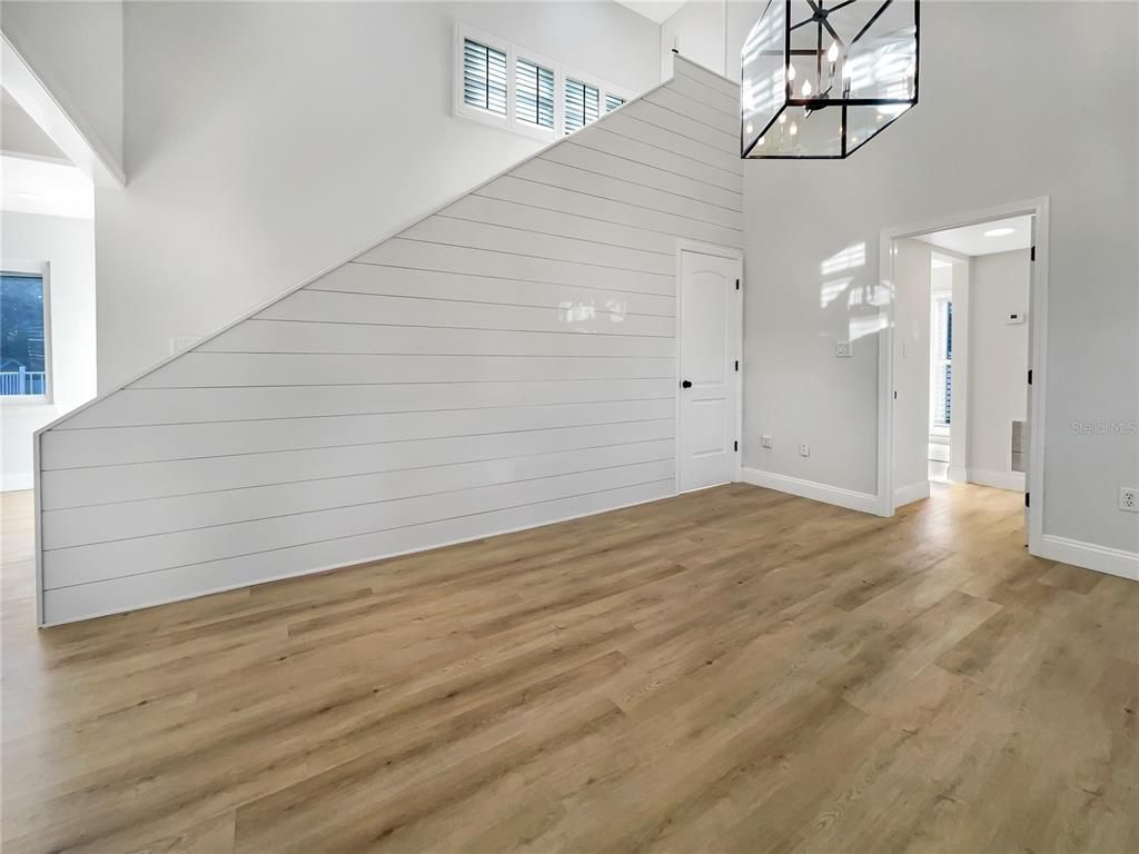 Empty room, Interior, Pendant Lights, Wood Texture Flooring