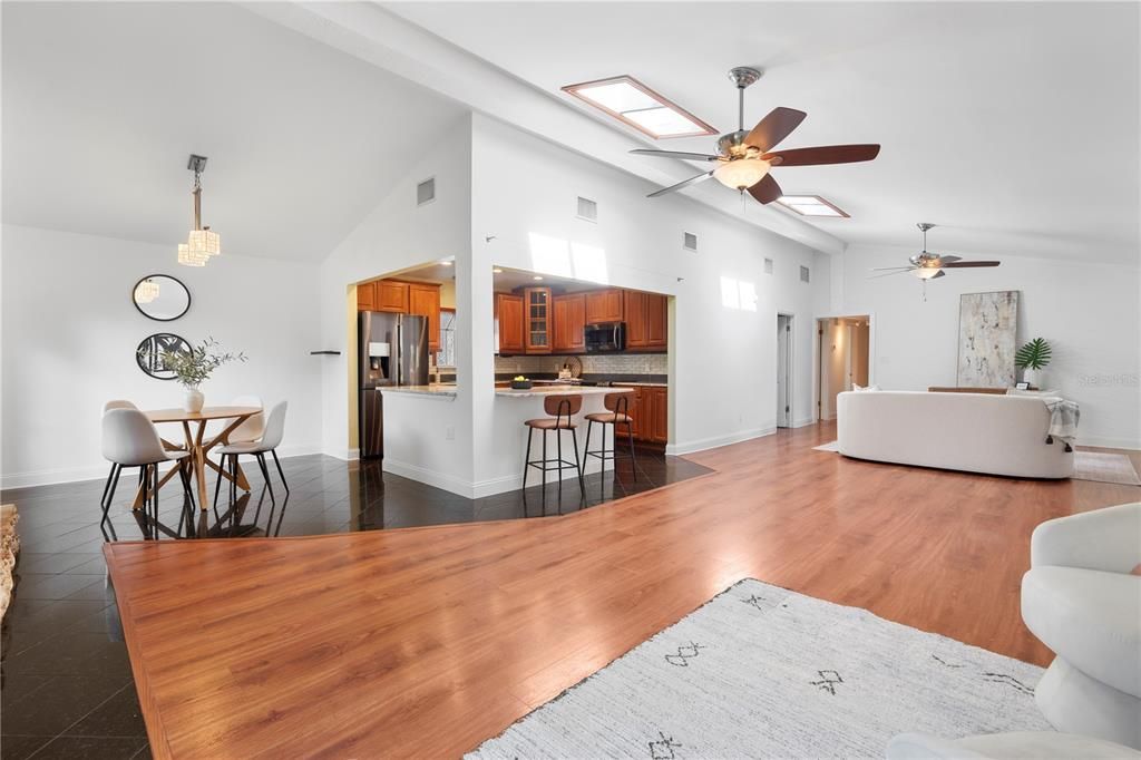 Dining room, Interior, Kitchen, Pendant Lights, Wood Texture Flooring