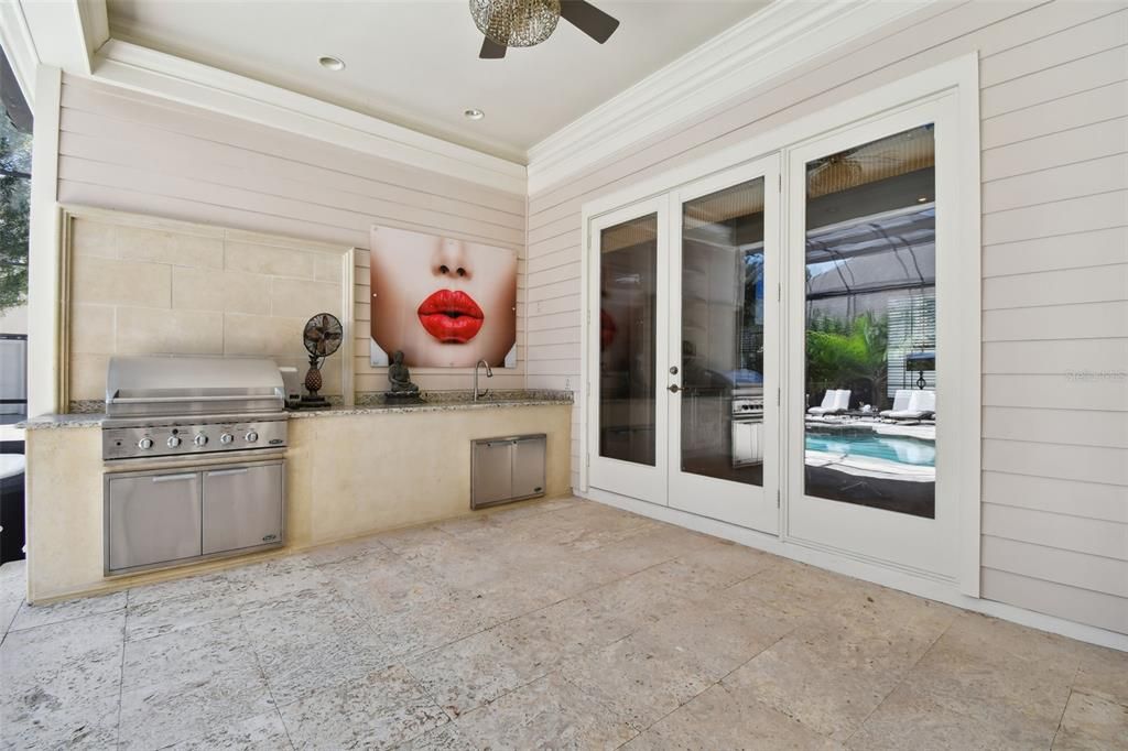 Exterior, Outdoor Kitchen