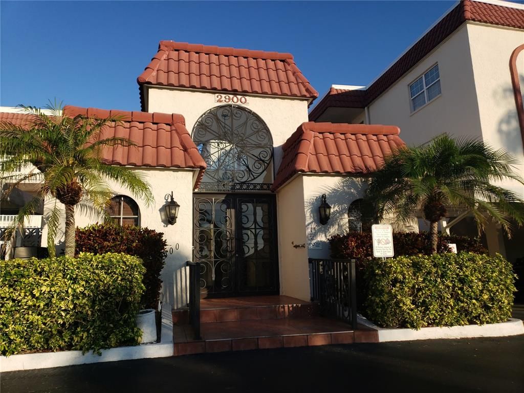 Exterior, Facade, Spanish Mediterranean