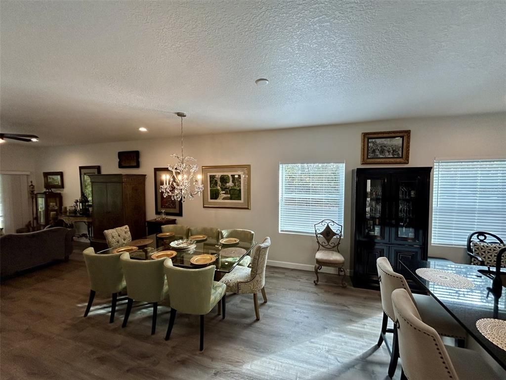 Chandelier, Dining room, Interior, Recessed Lighting, Wood Texture Flooring