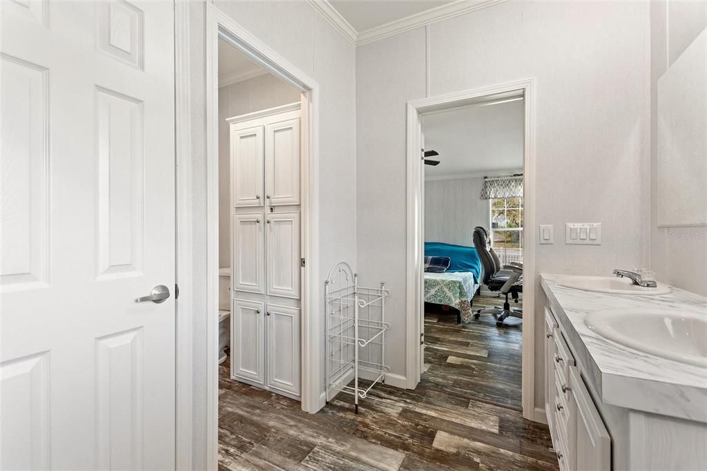 Bathroom, Interior, Wood Texture Flooring
