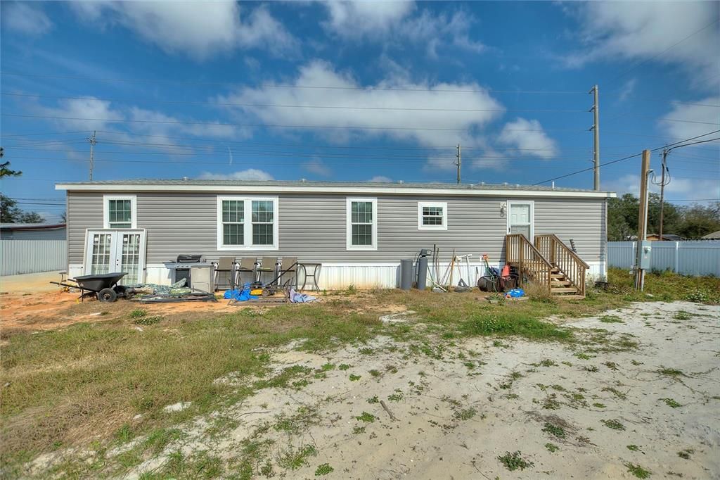Backyard, Exterior