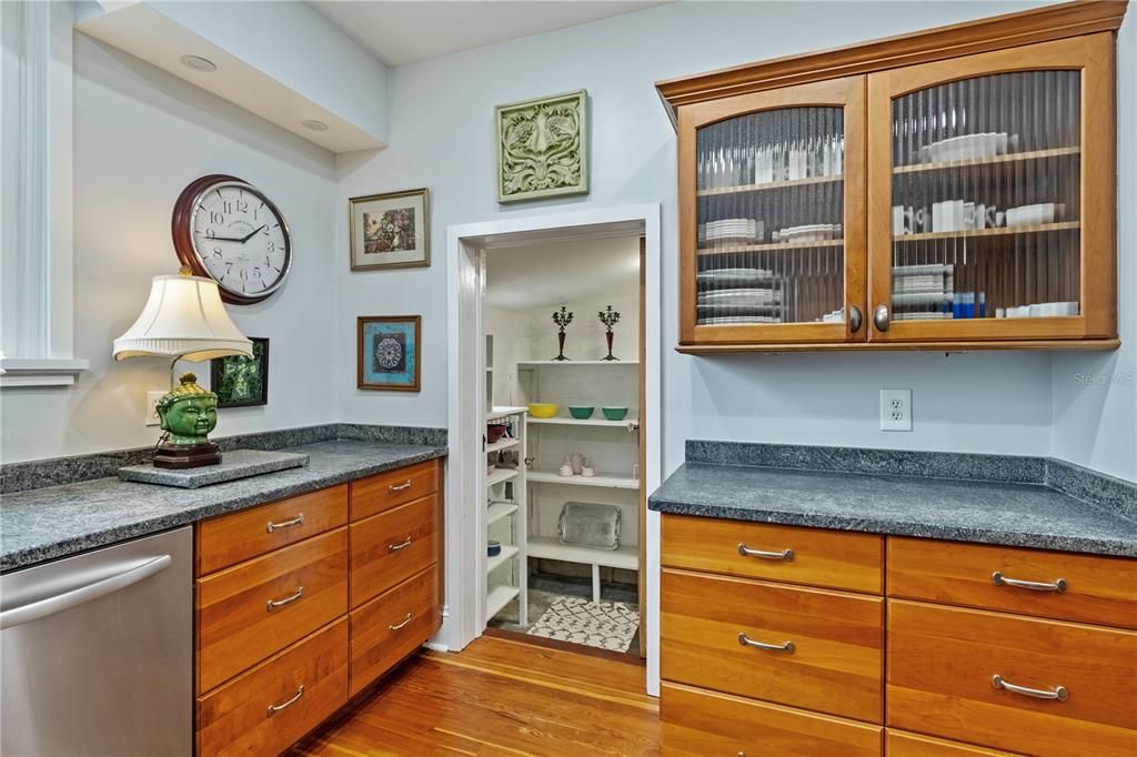 Interior, Stainless Steel Appliances, Wood Texture Flooring