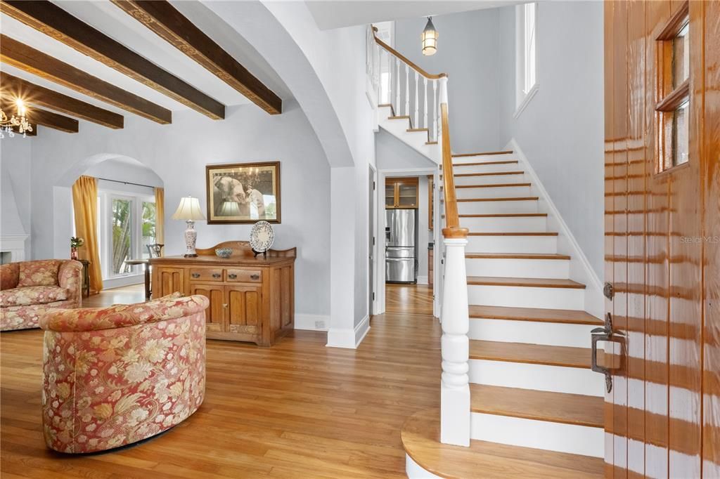 Interior, Stainless Steel Appliances, Wooden Beams, Wood Texture Flooring