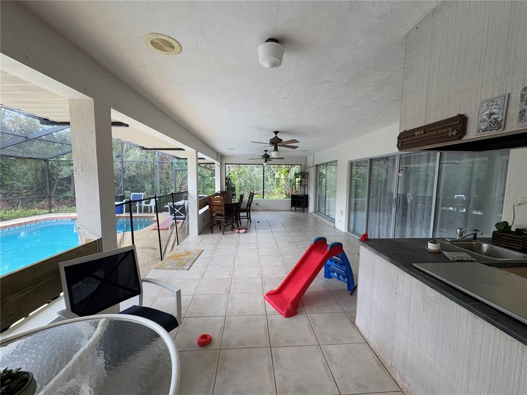 Dining room, Interior, Recessed Lighting, Sun Room