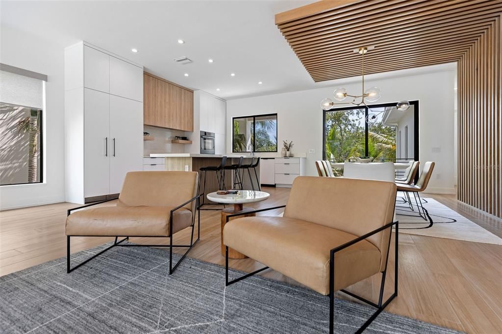 Dining room, Interior, Kitchen, Pendant Lights, Recessed Lighting, Wood Texture Flooring