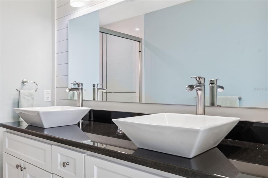 Bathroom, Free Standing Baths, Interior