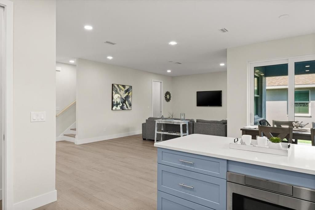 Interior, Recessed Lighting, Wood Texture Flooring