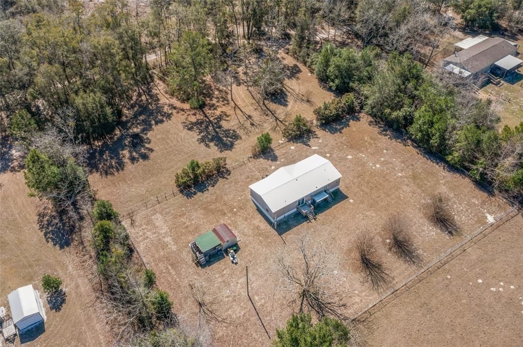 Exterior, Drone