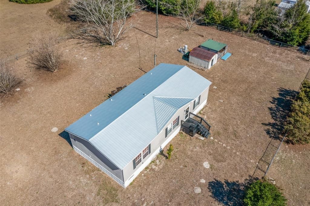 Exterior, Drone