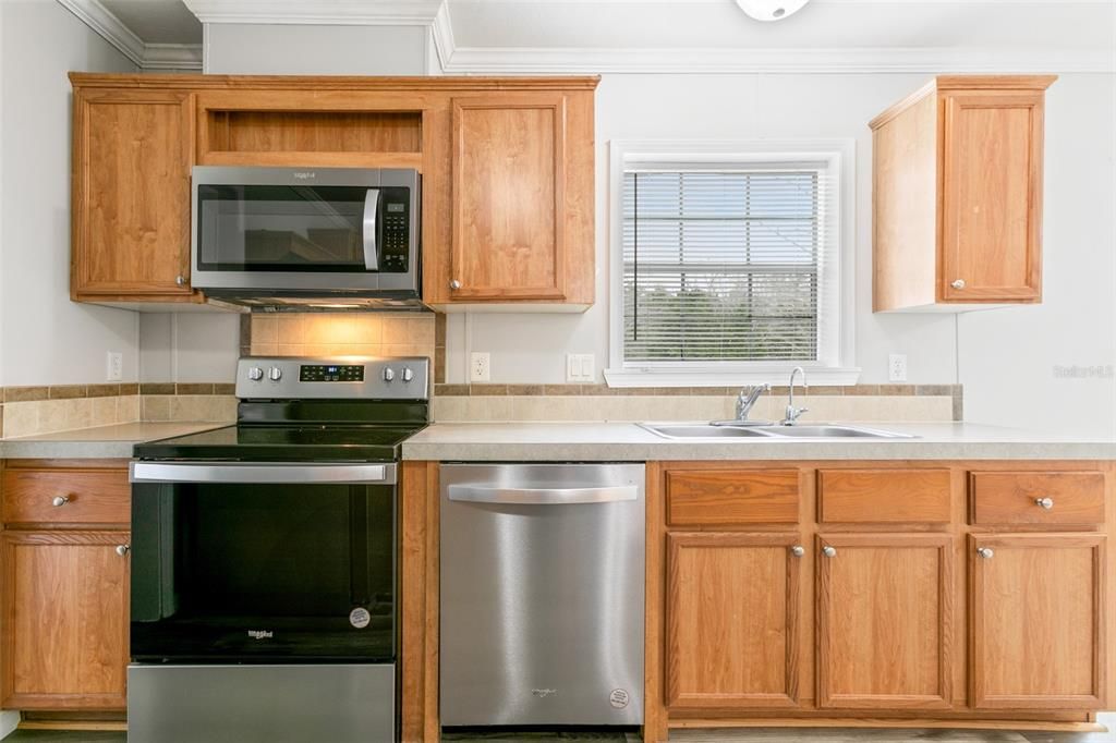 Interior, Kitchen, Stainless Steel Appliances