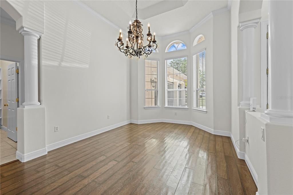 Chandelier, Empty room, Interior, Wood Texture Flooring