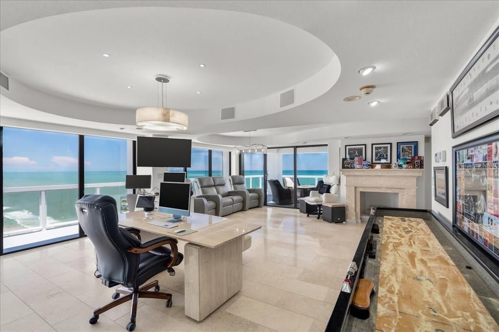 Fireplace, Home Office, Interior, Living room, Pendant Lights, Recessed Lighting, Water