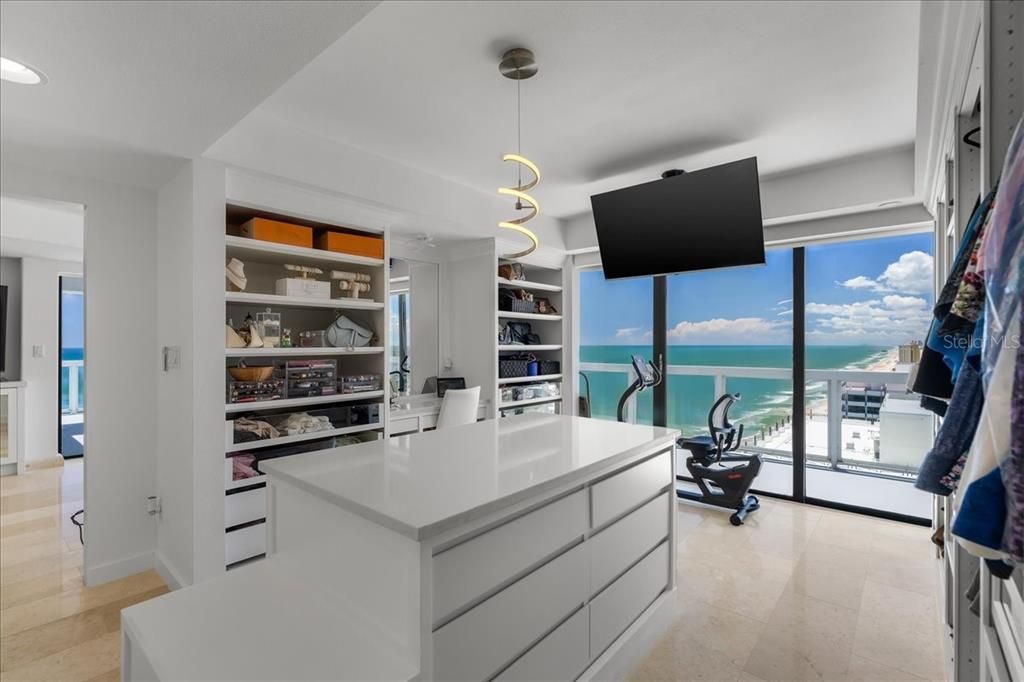 Interior, Kitchen, Pendant Lights, Recessed Lighting, Water