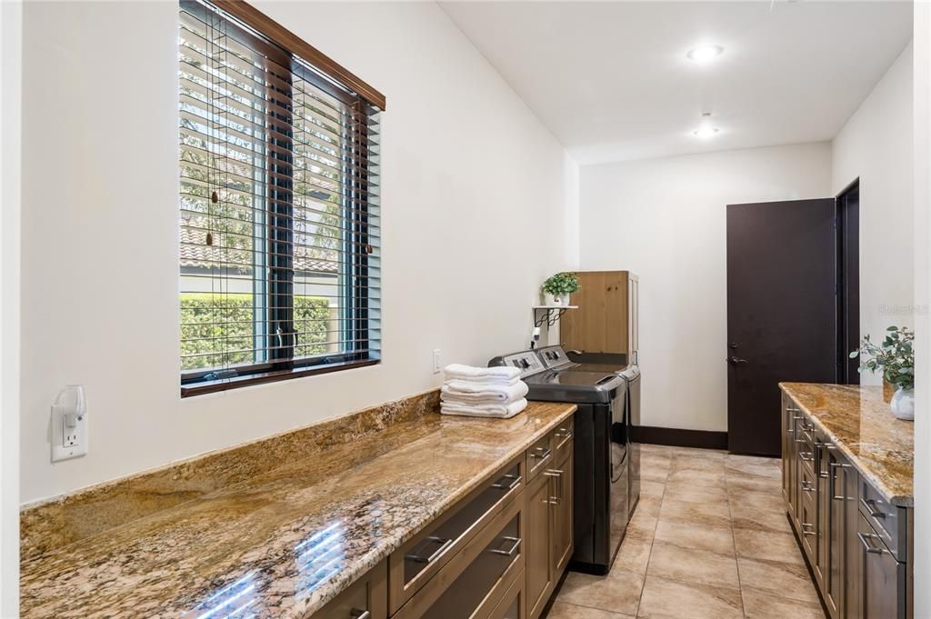 Interior, Recessed Lighting, Washer