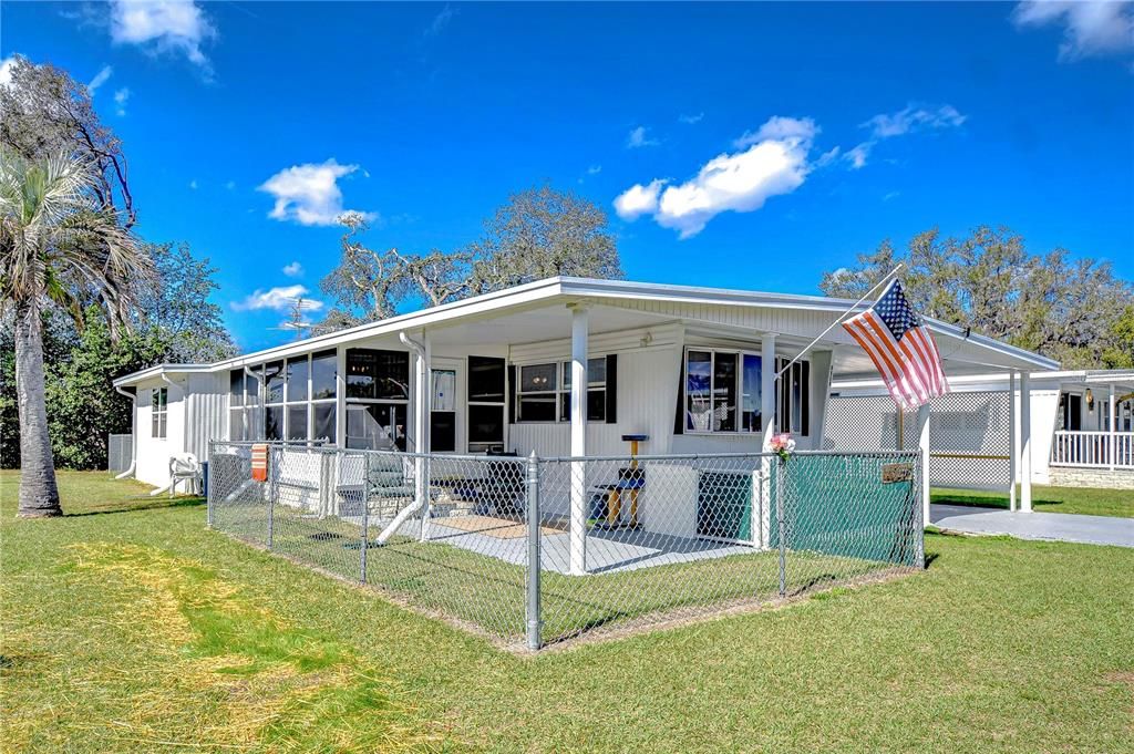 Backyard, Exterior