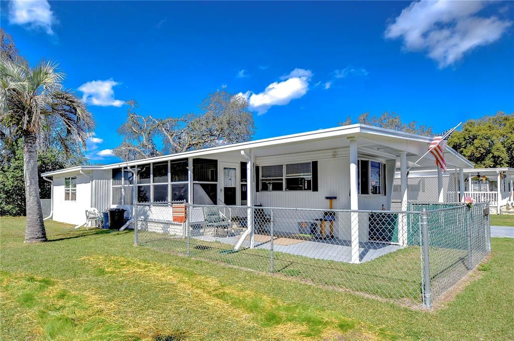 Backyard, Exterior