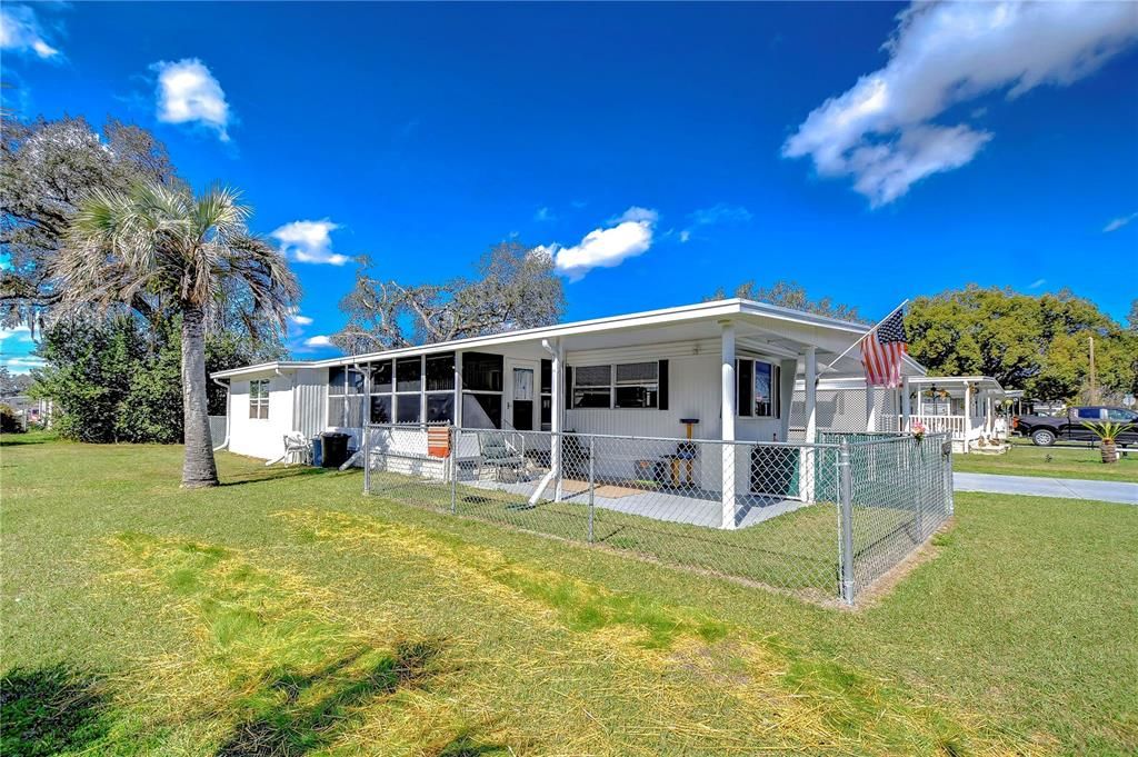 Backyard, Exterior