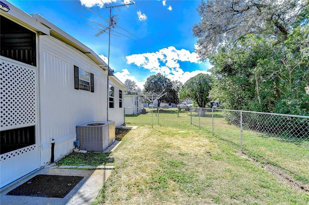 Backyard, Exterior