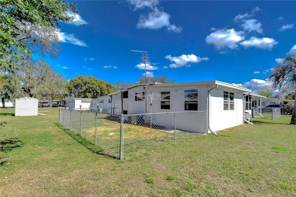 Backyard, Exterior