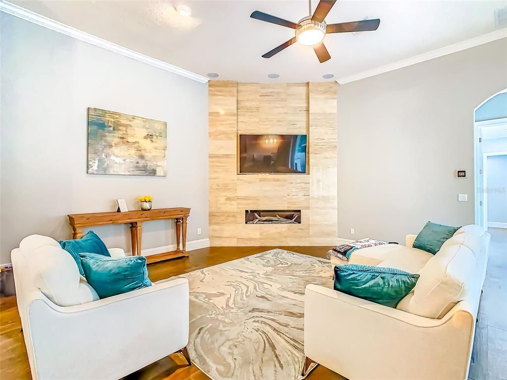 Bedroom, Fireplace, Interior, Living room, Wood Texture Flooring