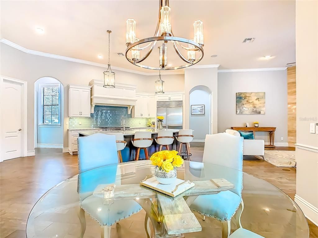 Chandelier, Dining room, Interior, Kitchen, Pendant Lights, Recessed Lighting
