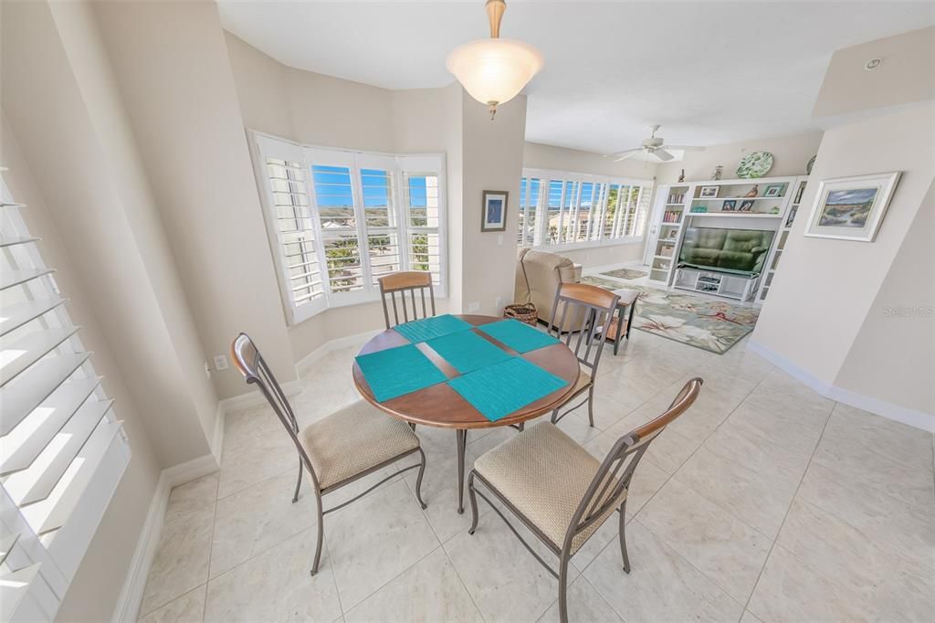 Dining room, Interior