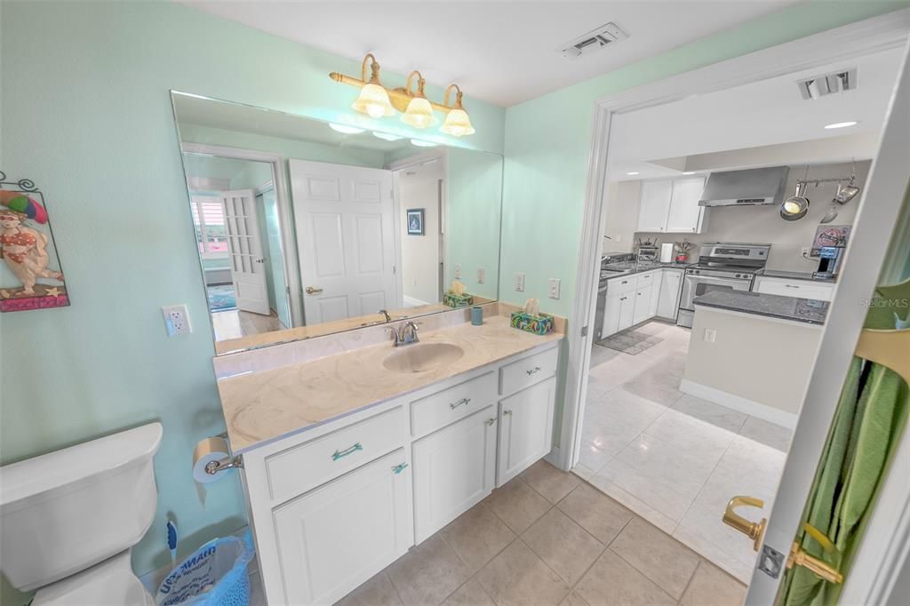 Bathroom, Interior, Kitchen, Recessed Lighting